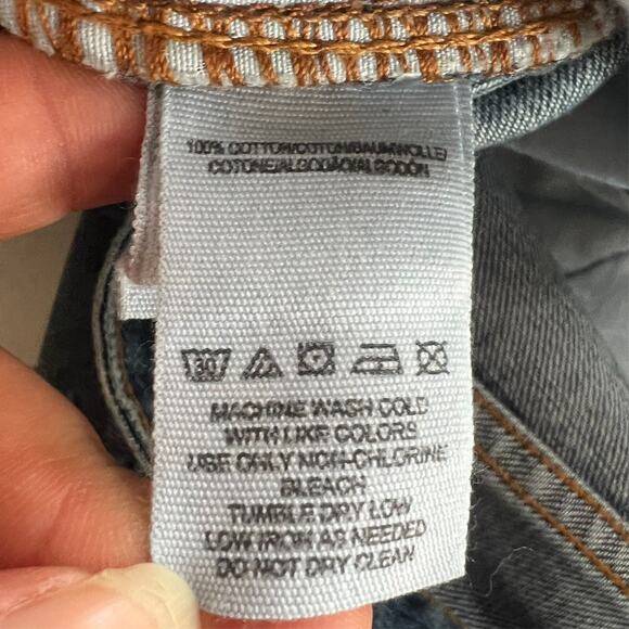 We The Free Jeans Womens Size 27 Mid Rise Distressed With Raw Hem Button Fly - Picture 8 of 10